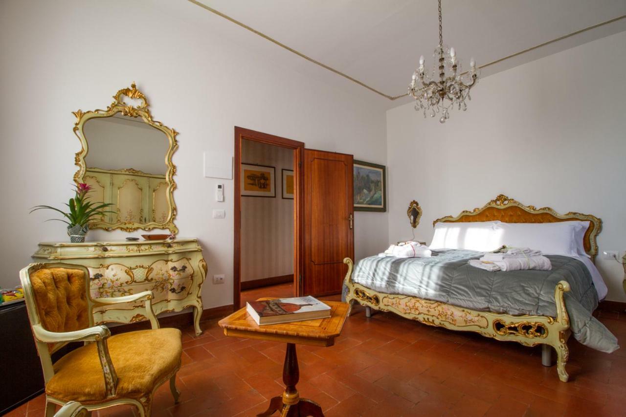 Acomodação com café da manhã  Palazzi Florença