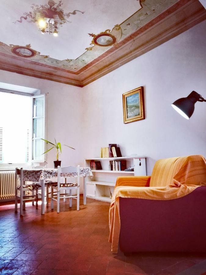 Terrace In Santo Spirito District *