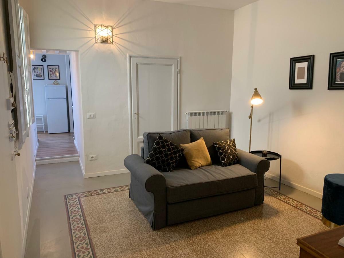 Boccaccio 54 Up Apartment