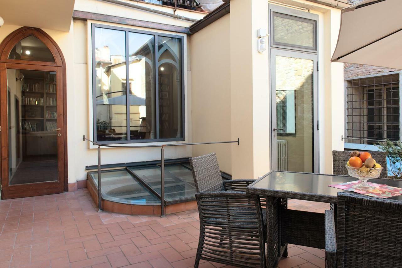 Unique With Private Terrace And Gothic Details Appartamento *