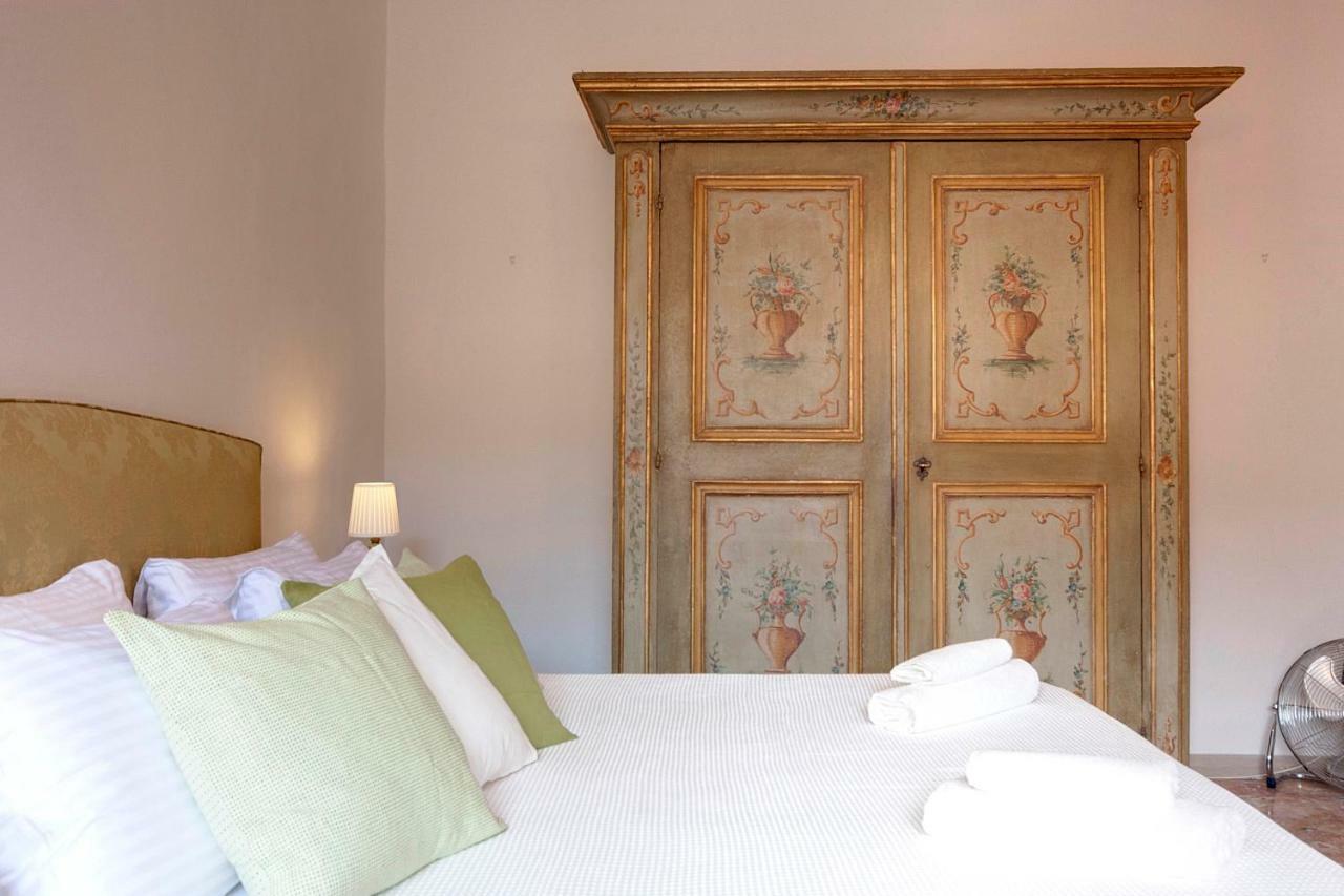 Historical Spectacular Arno View With Balcony From 12 Th Century. Appartamento *