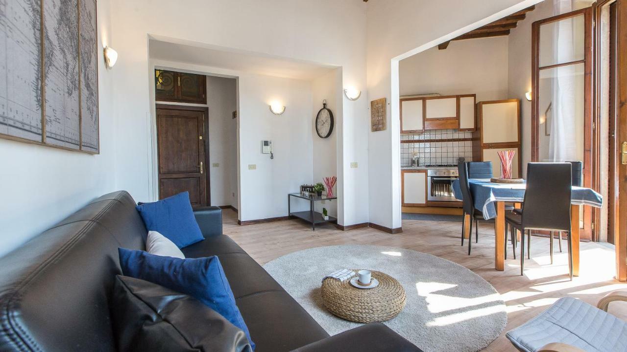 In Rome - Santa Maria Novella Palace Apartment *