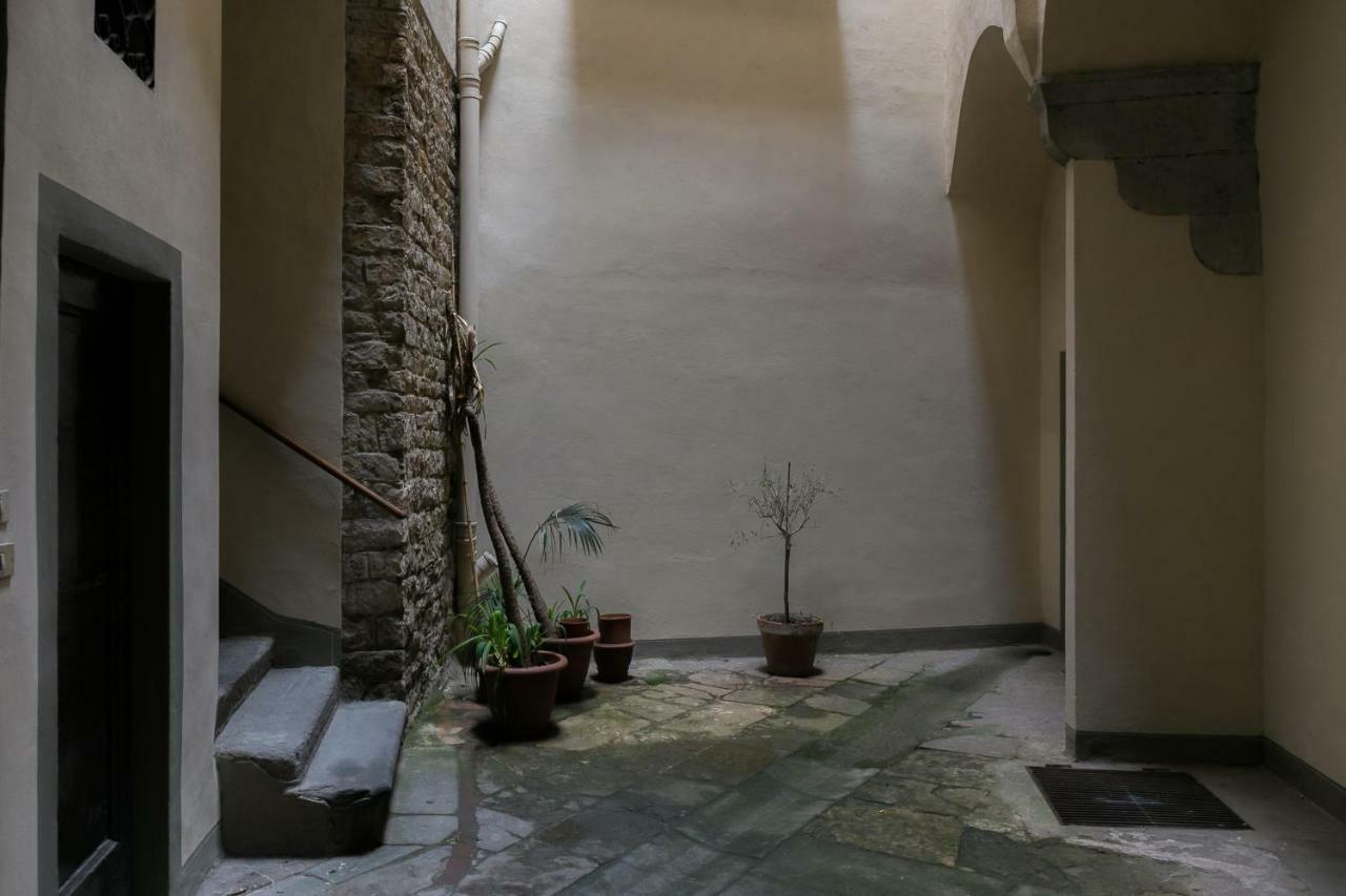 Historical Stone House, In The Amazing Centre Of Florence! Leilighet
