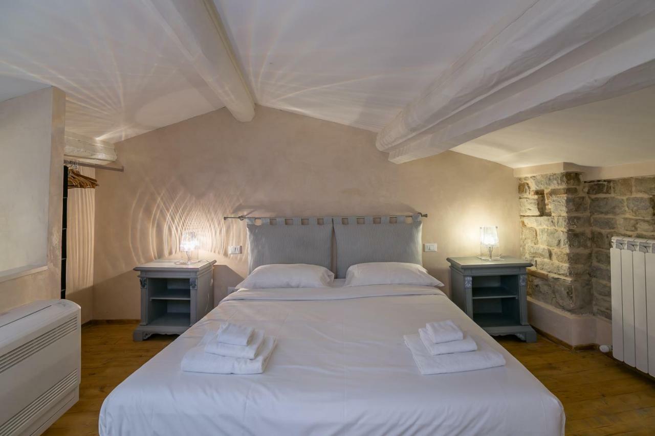 Historical Stone House, In The Amazing Centre Of Florence! Leilighet Firenze