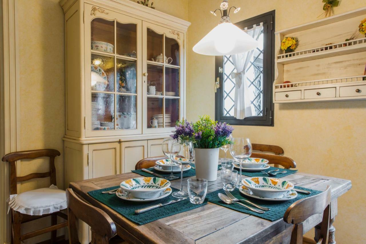 Villaer Stylish Florentine In The With Pool *
