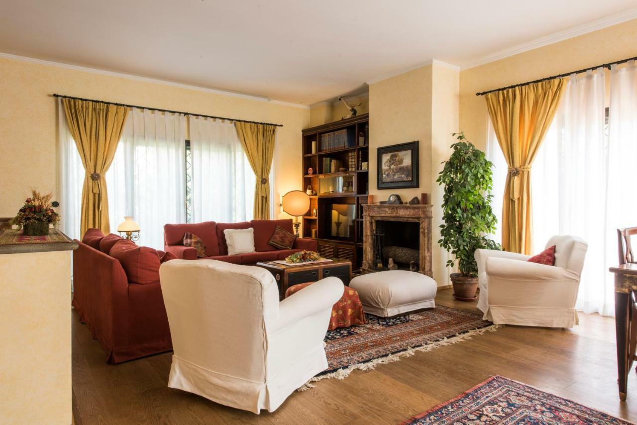 Stylish Florentine In The With Pool Villaer *