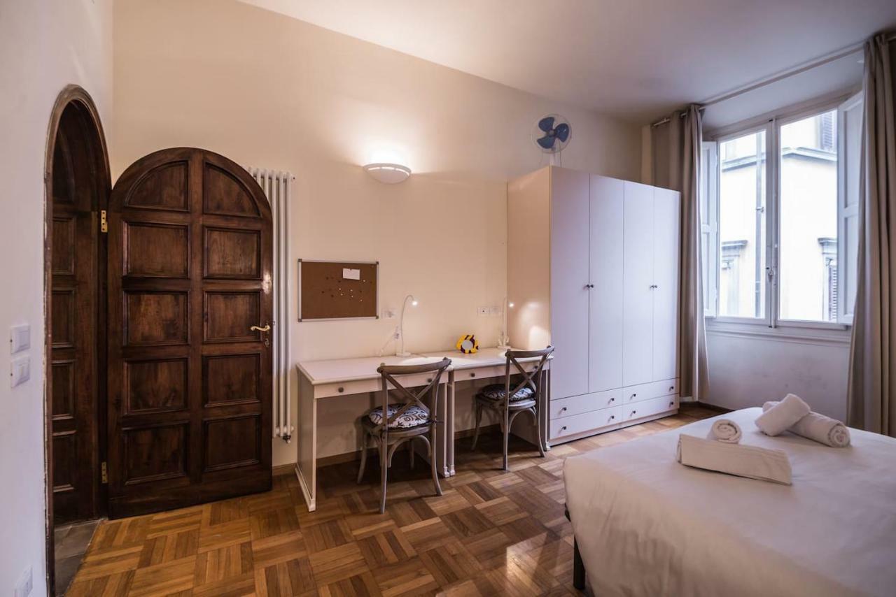 Spacious Apt With Terrace 200 Meters From Duomo Florença