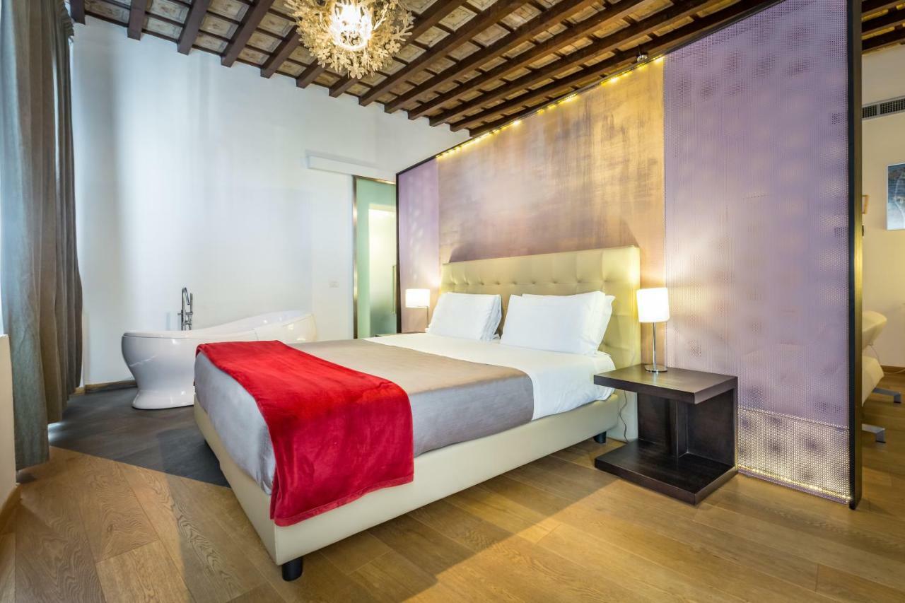 La Scaletta Al Ponte Vecchio Hotel 3*