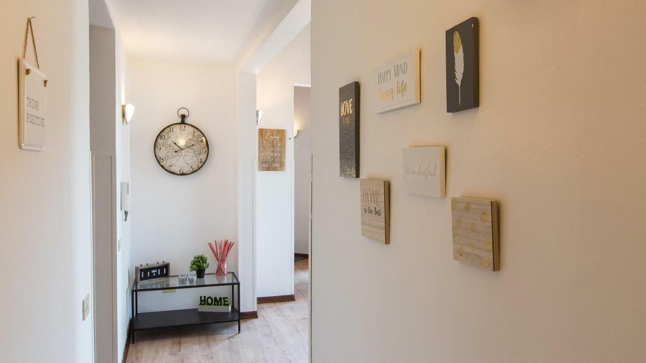 In Rome - Santa Maria Novella Palace Apartment