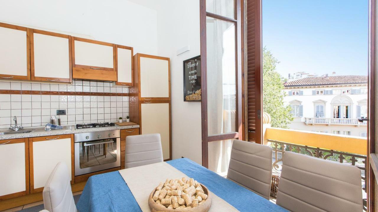 Apartment In Rome - Santa Maria Novella Palace