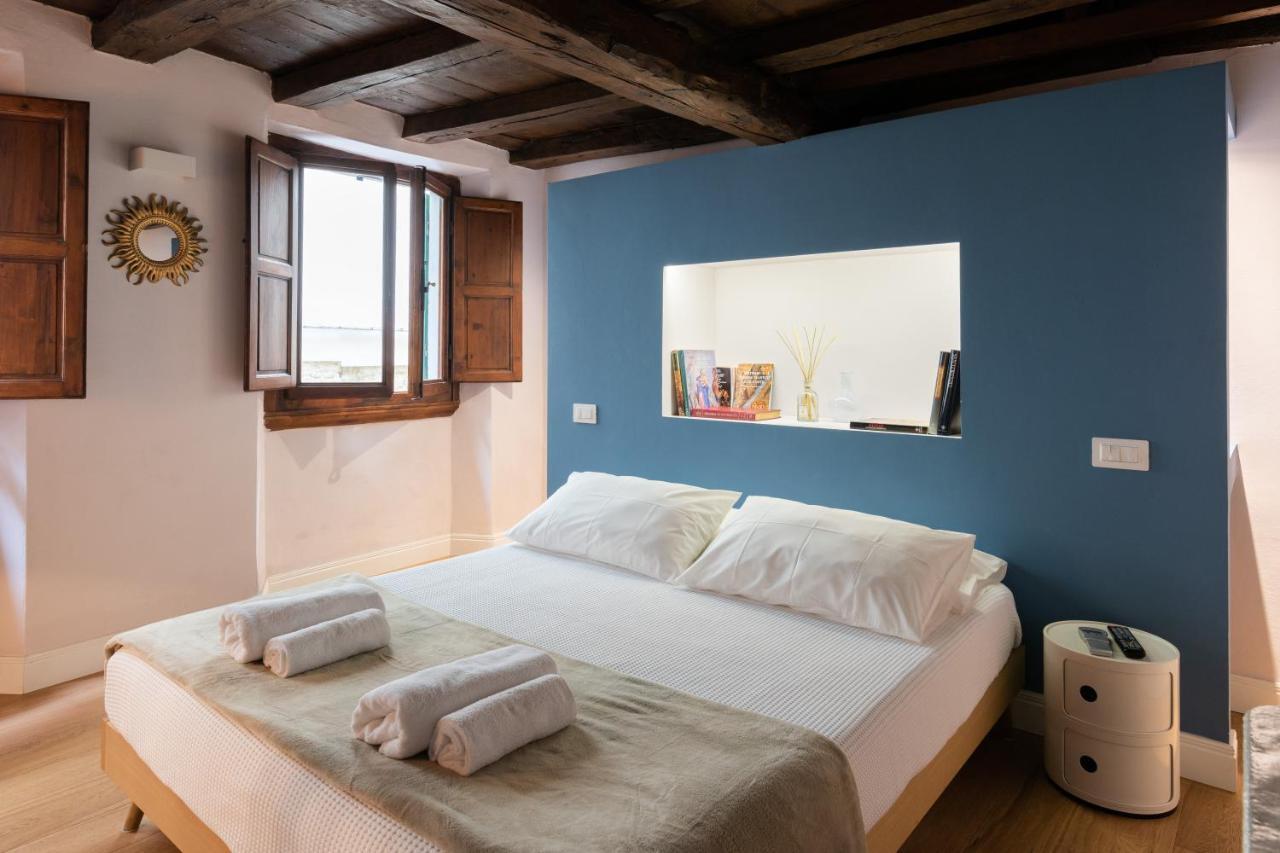 Velluti In Appartement Florence