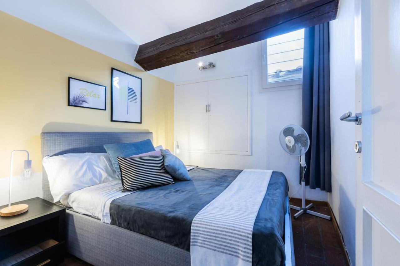 Historic Center Renovated Apartment- Amazing Location-by Likehomeflorence Appartement *