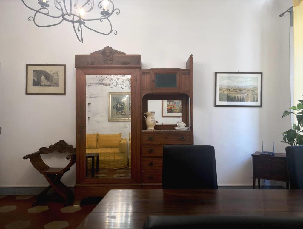 Pilastri Flat Firenze