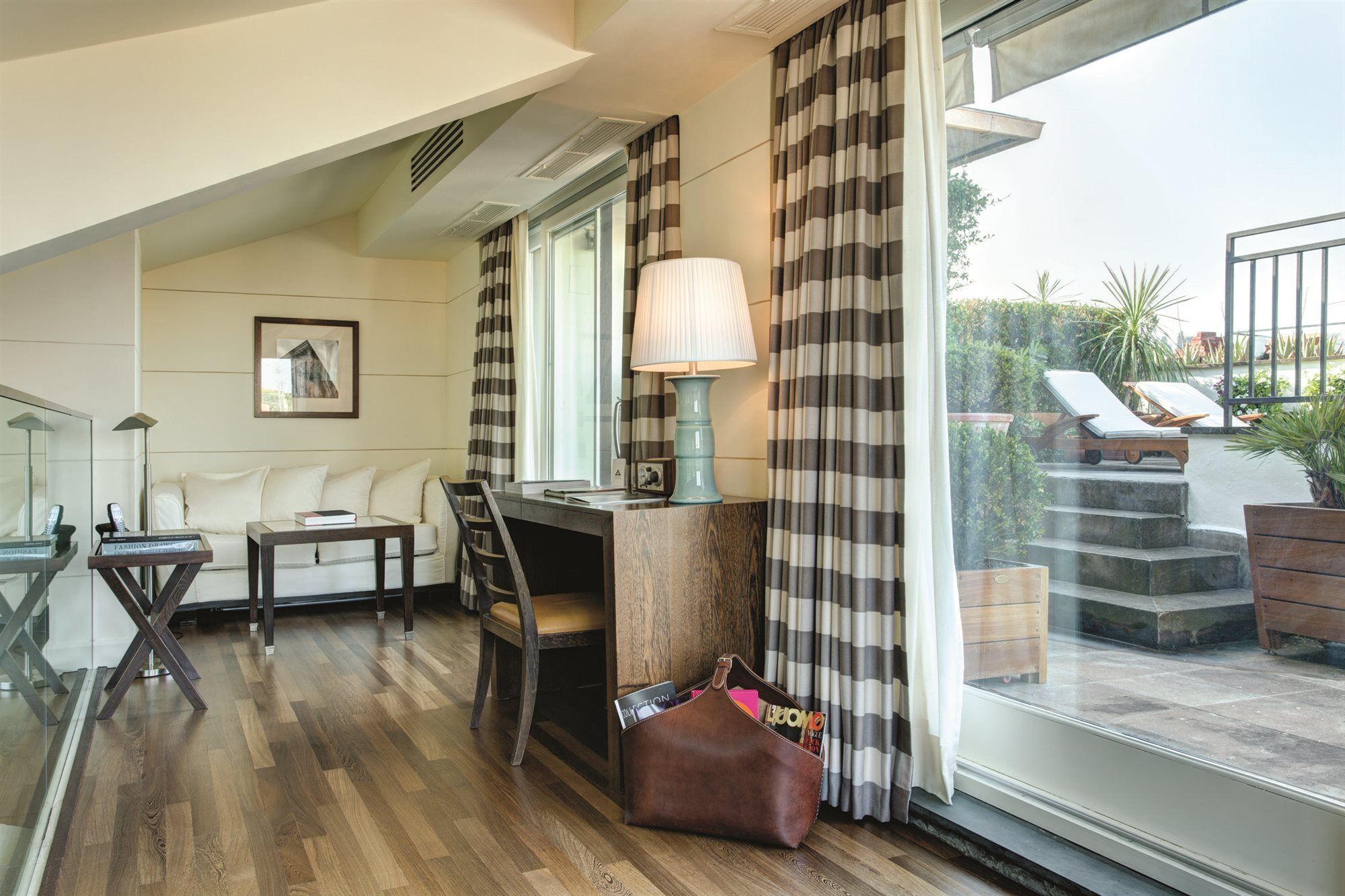 Gallery Art - Lungarno Collection Hotel 4*