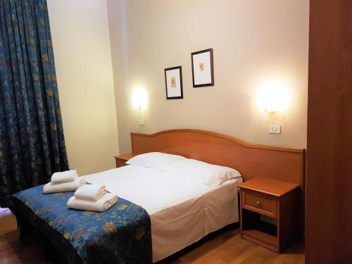 Madrid Bed & Breakfast 2*