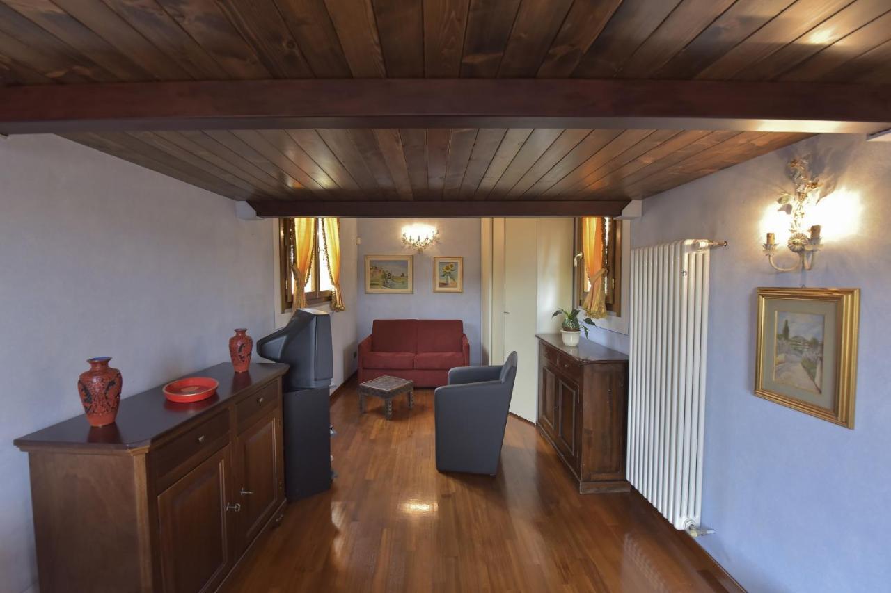 Sani Tourist House Gæstehus 3*