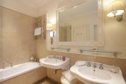 Lejlighedshotel Serristori Palace 2*