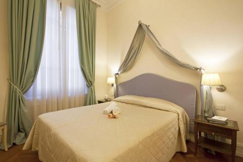 Lejlighedshotel Serristori Palace 2*