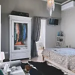 Dolce Vita Suites