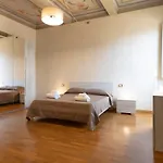 Santo Spirito Huge Apartment