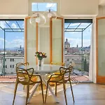 Penthouse With Big Terrace In Oltrarno