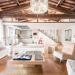 Duomo Luxury Loft By Mmega