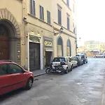 Piazza Goldoni Studio In The Heart Of Florence