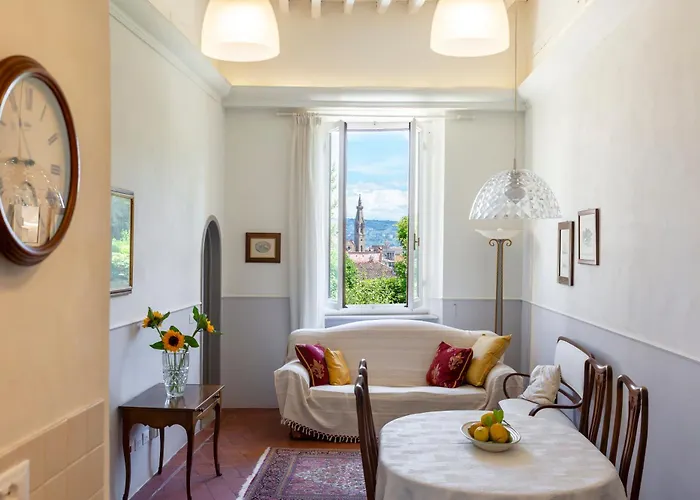 Casa Iginia With A City View 300Mt From Ponte Vecchio