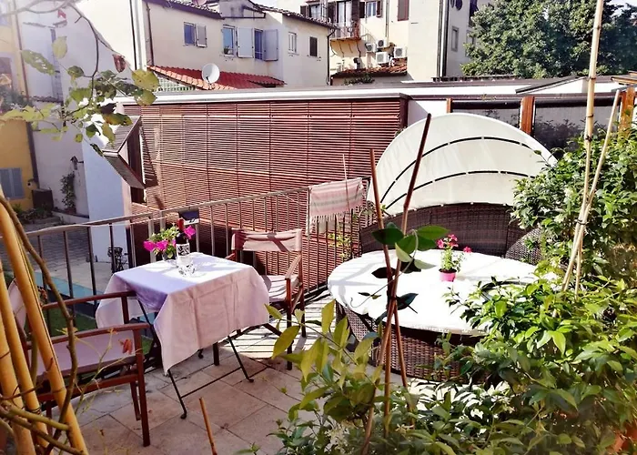 Terrace Apartment In Santo Spirito District