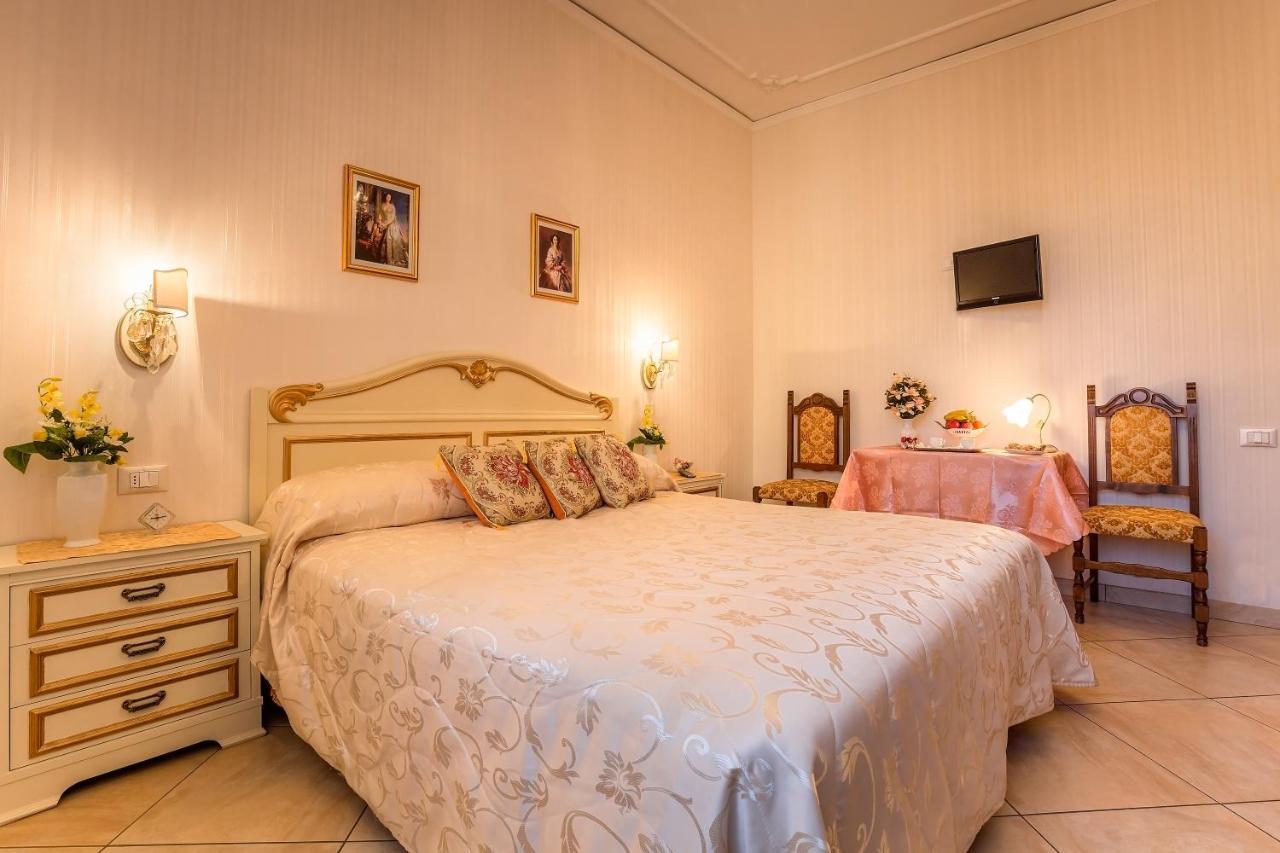 Armonia E Accoglienza Gjestgiverier Firenze
