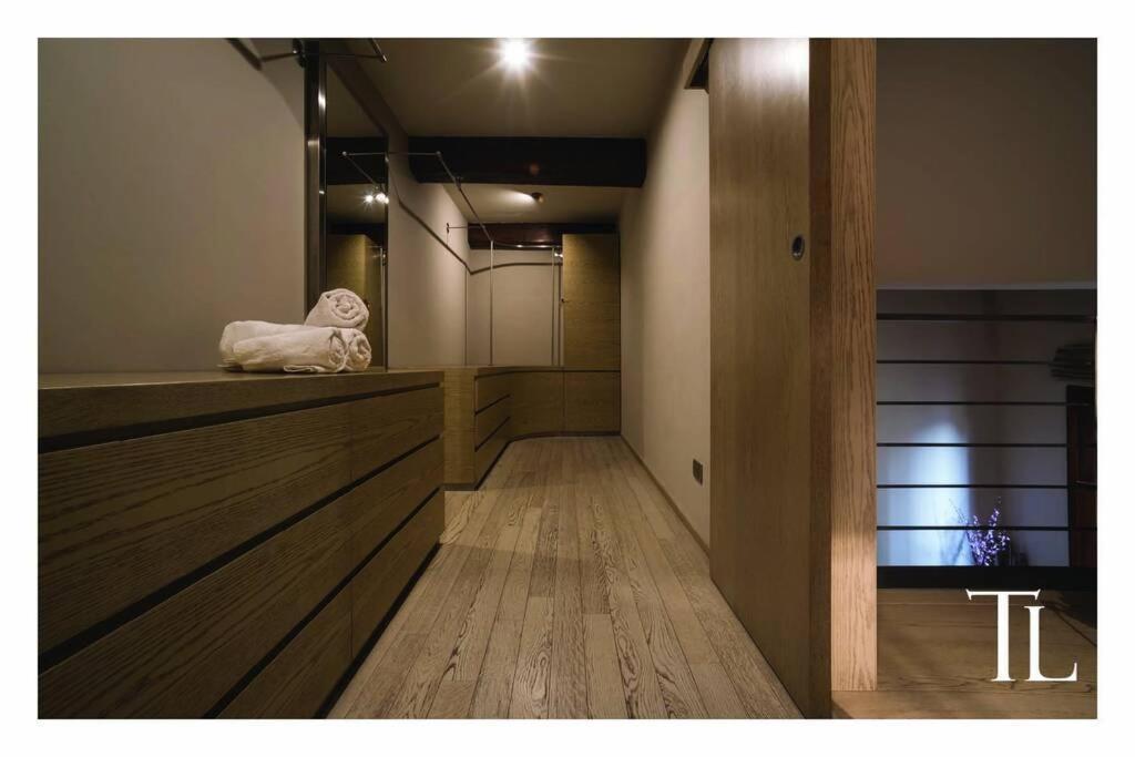 Taddea Loft - Italian Nights Collection * Florence