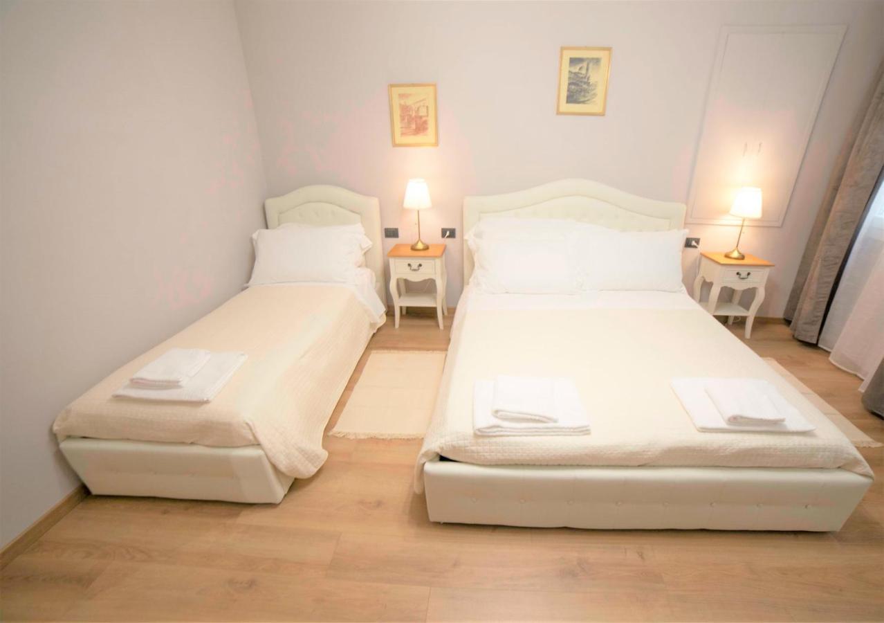 Valia Pitti 1 * Florence