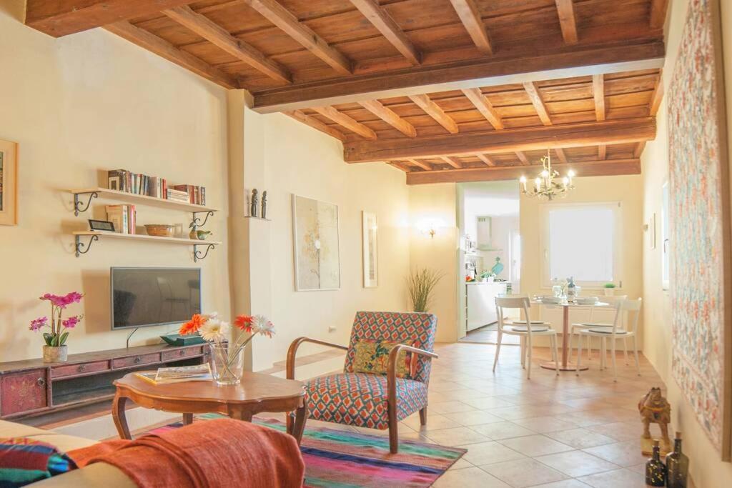 Lejlighed Cozy Macci Flat 4 People Near Santa Croce Square