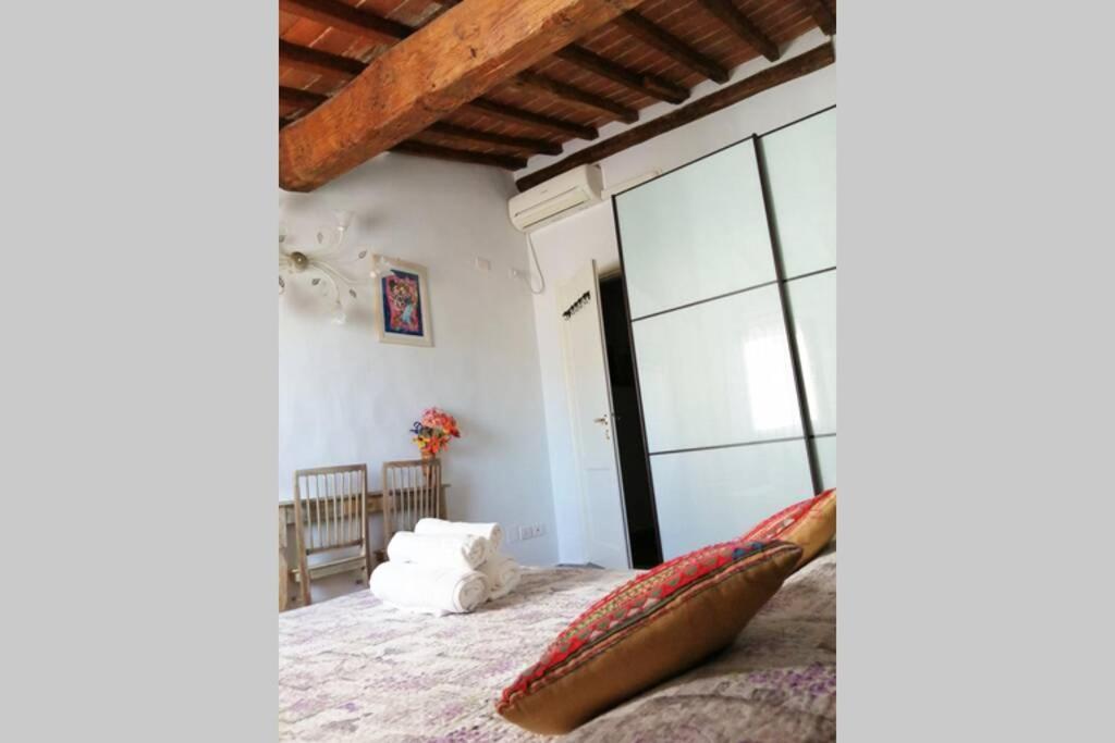 Santa Maria Novella Station Florentine Apartamento Florença