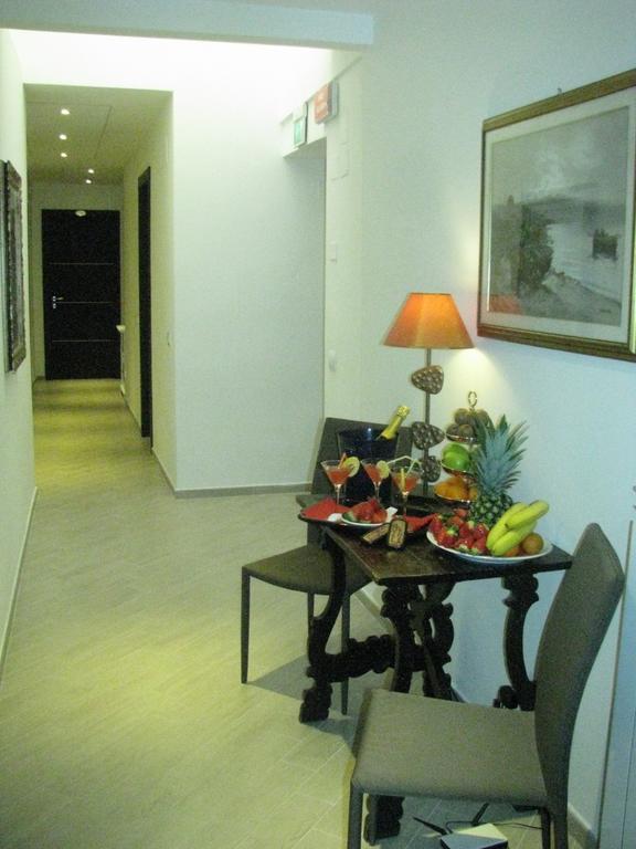 Hotell Enza 2*