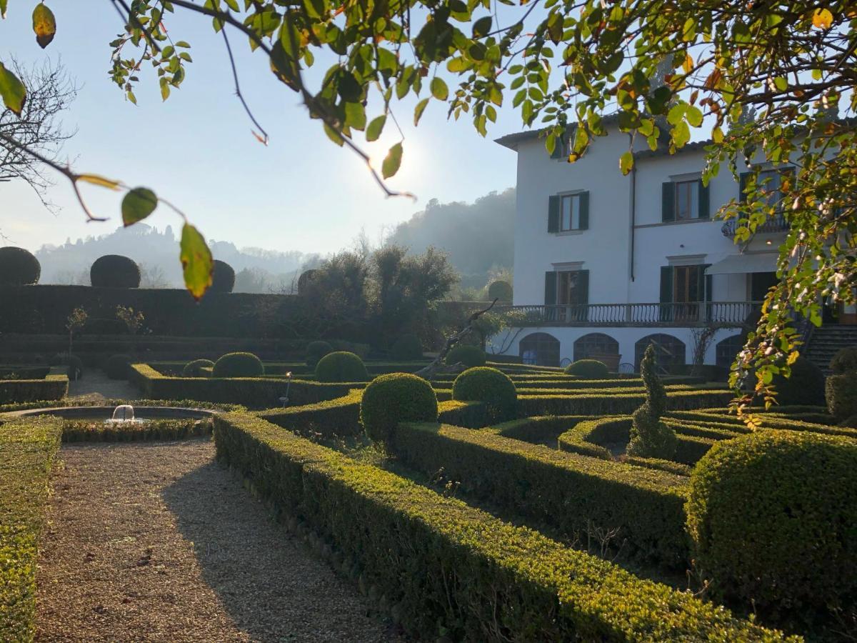 Appartamento 4bdrm Elegant Apartm In Private Estate, Shared Swimmingpool, Maze Garden *