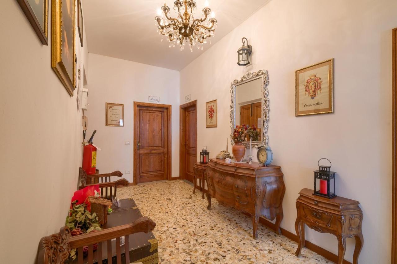 Dimora Del Magnifico Gjestgiverier