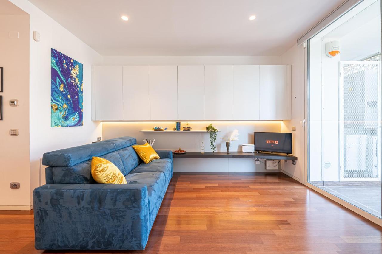 Leilighet Centro Di Lussuoso Loft Con Grande Balcone Firenze