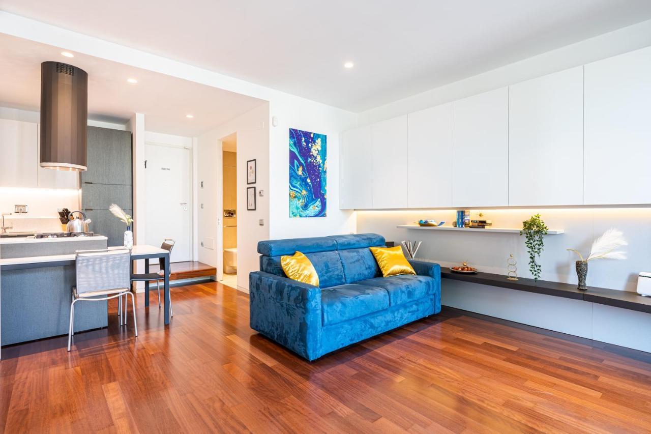 Leilighet Centro Di Lussuoso Loft Con Grande Balcone *