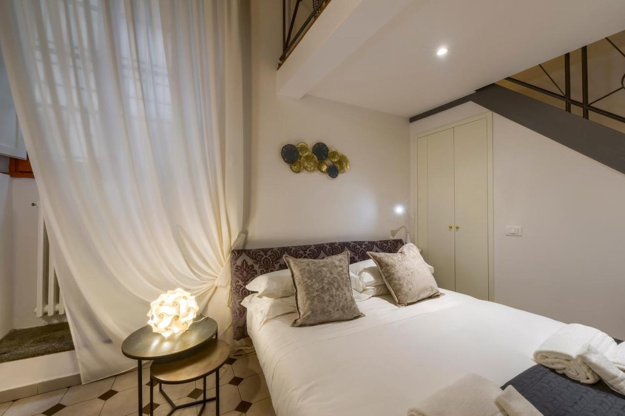 La Casa Di Bruna E Giordano In Santo Spirito * Florença