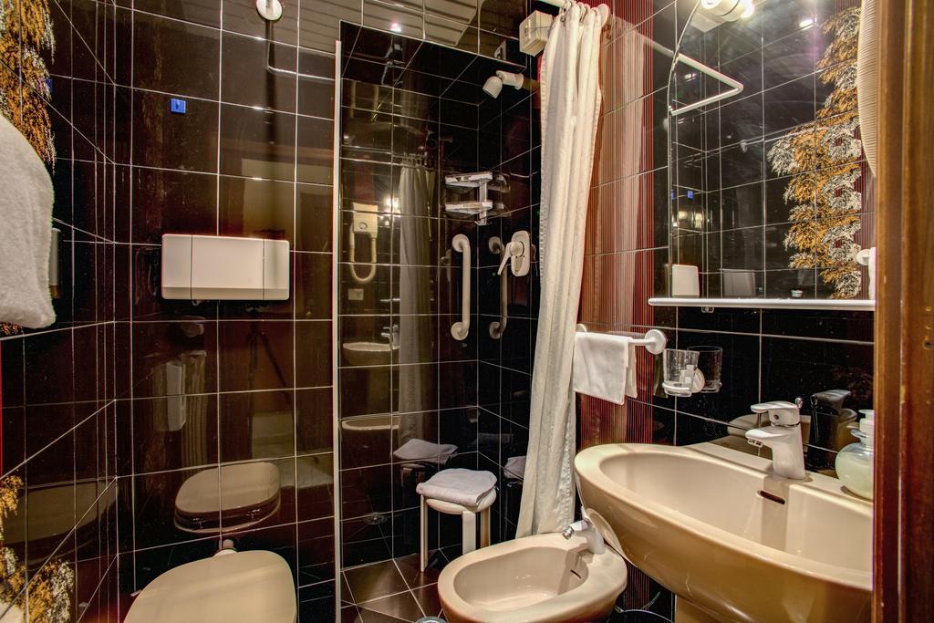 Lorena Hotell Firenze