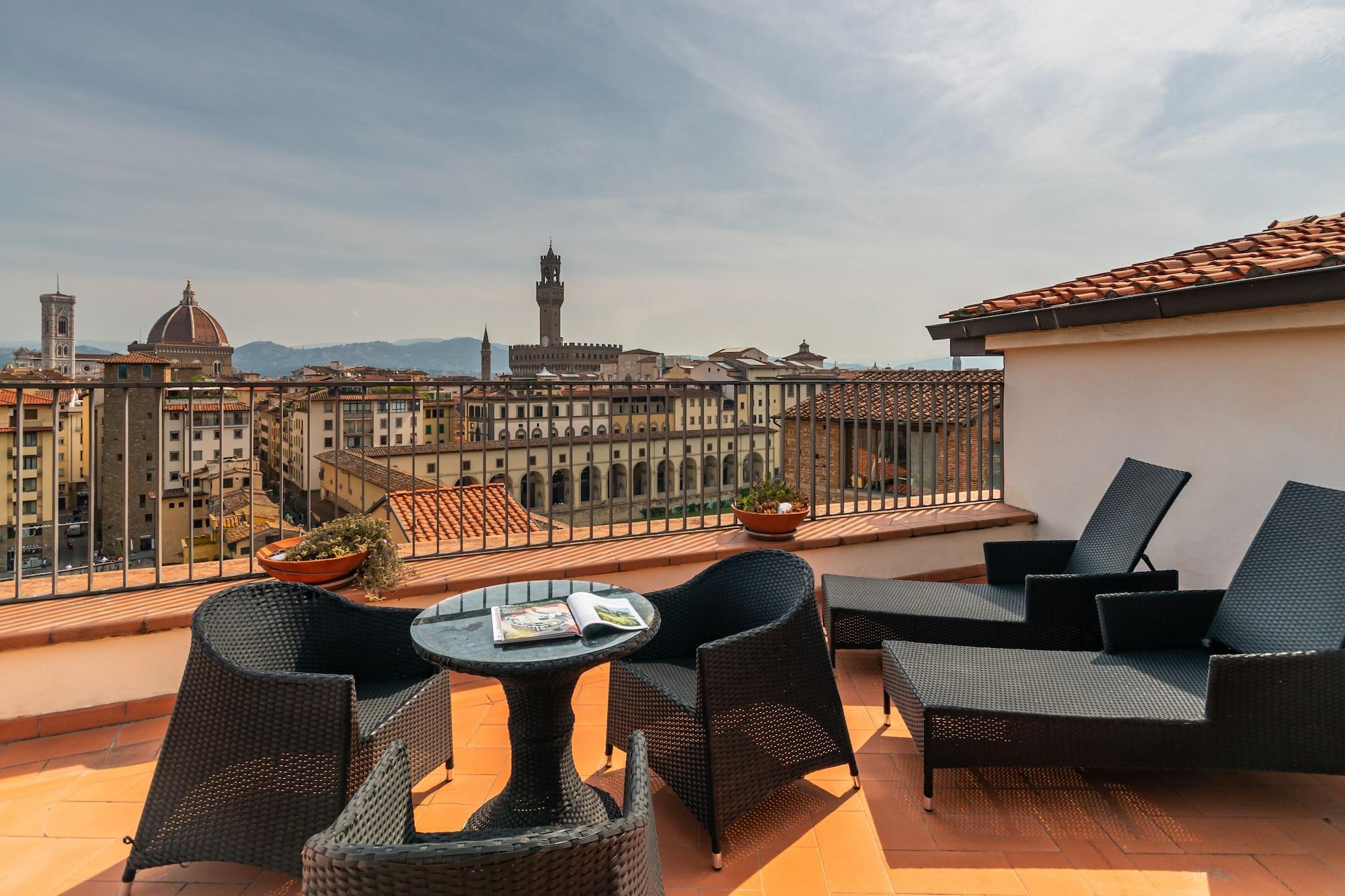 Pitti Palace Al Ponte Vecchio Hotel Florença