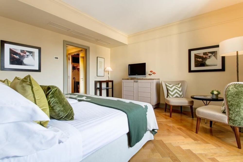 Rocco Savoy Hotel 5*