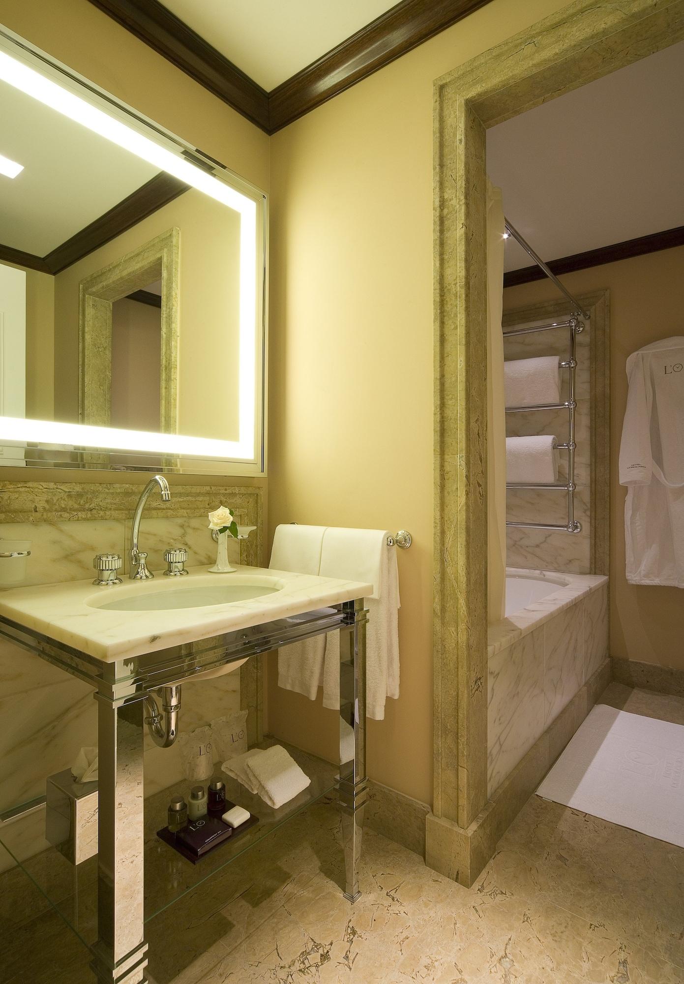 L'orologio - Wtb Hotel 4*
