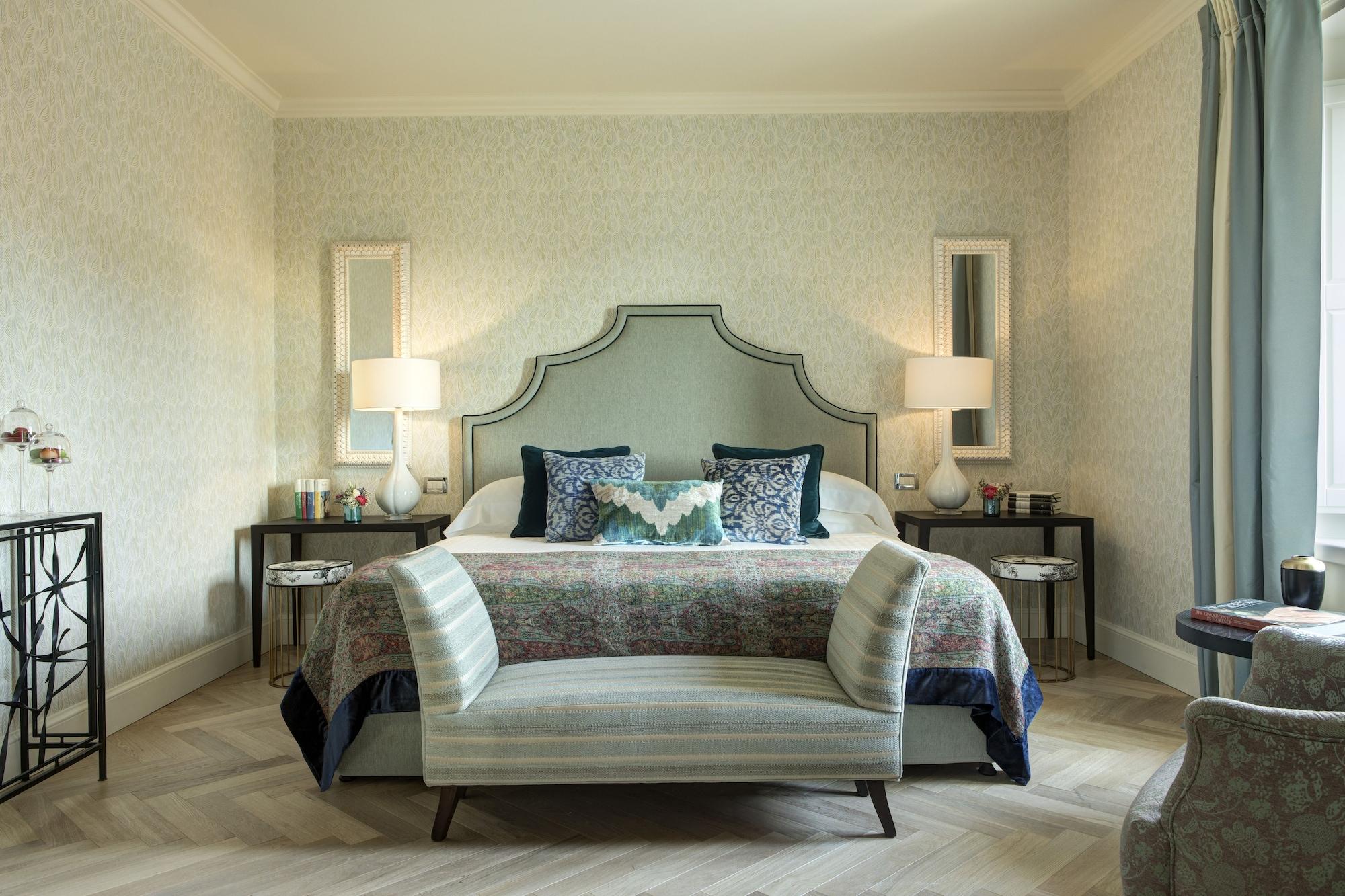 Rocco Savoy Hotel