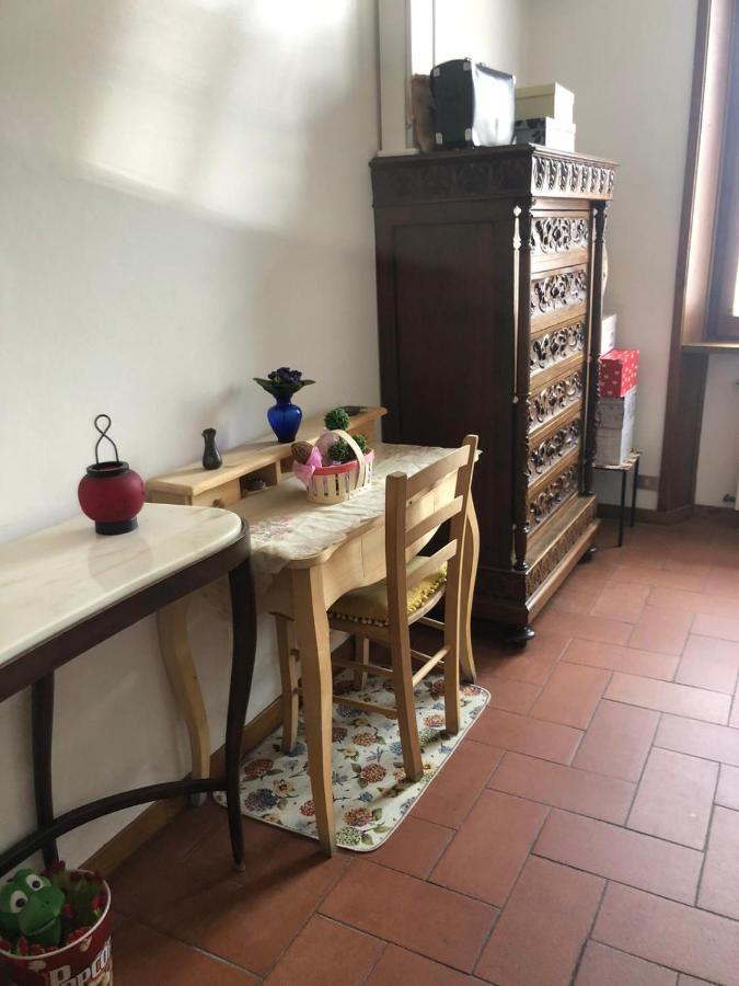Alloggio in famiglia Solo Traveller Bedroom In Homestays Center