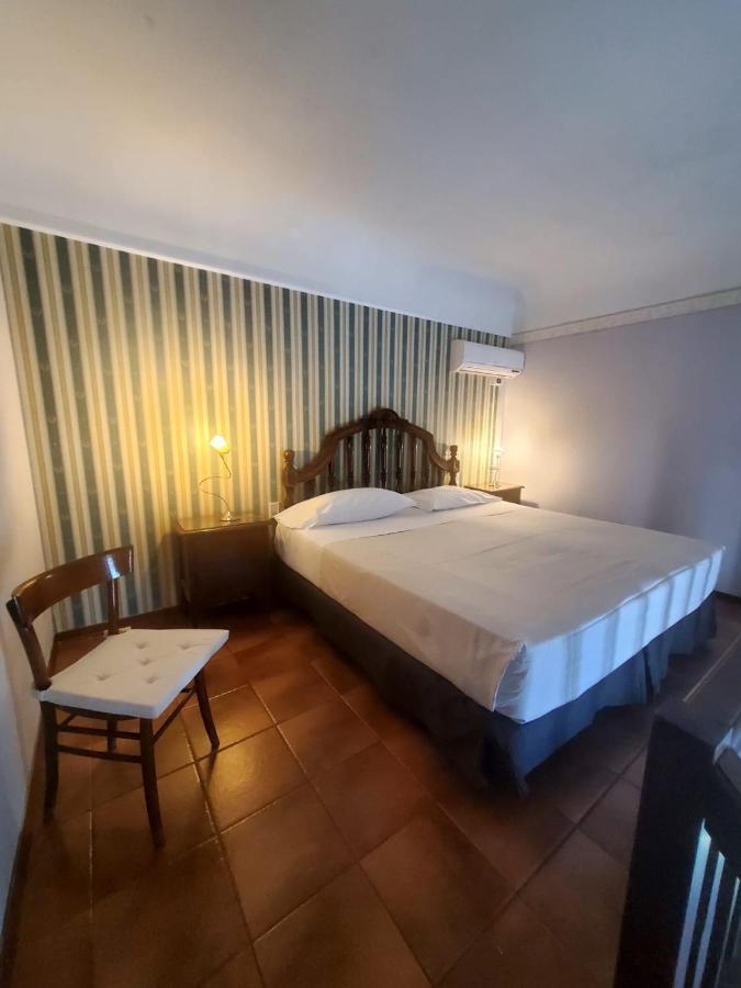 Fedora Hotell 2*