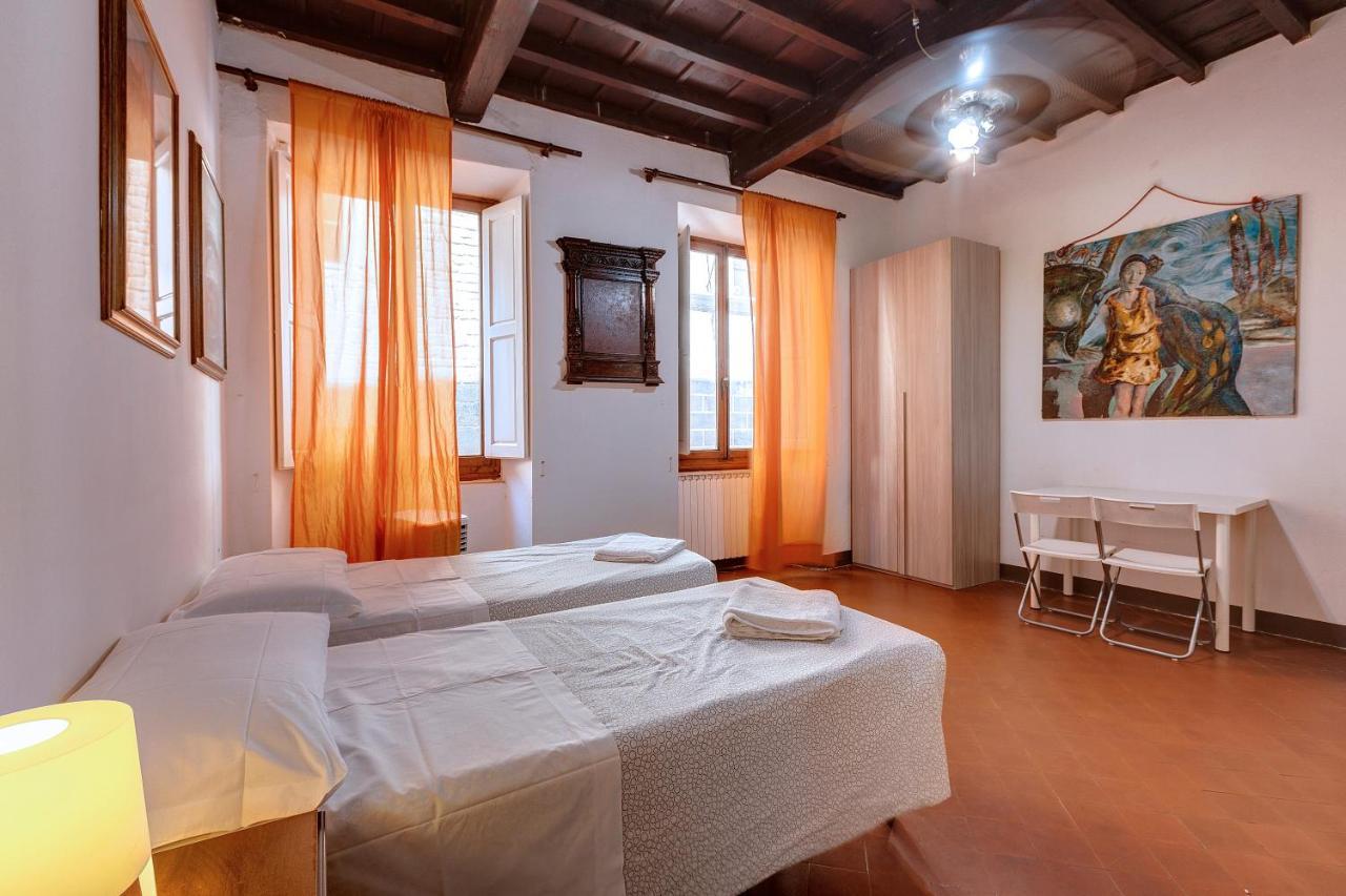Santa Elisabetta 5 *