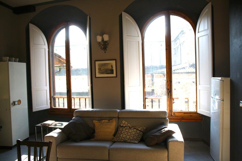 Acacia Cumino-cannella-curry Apartment Florence