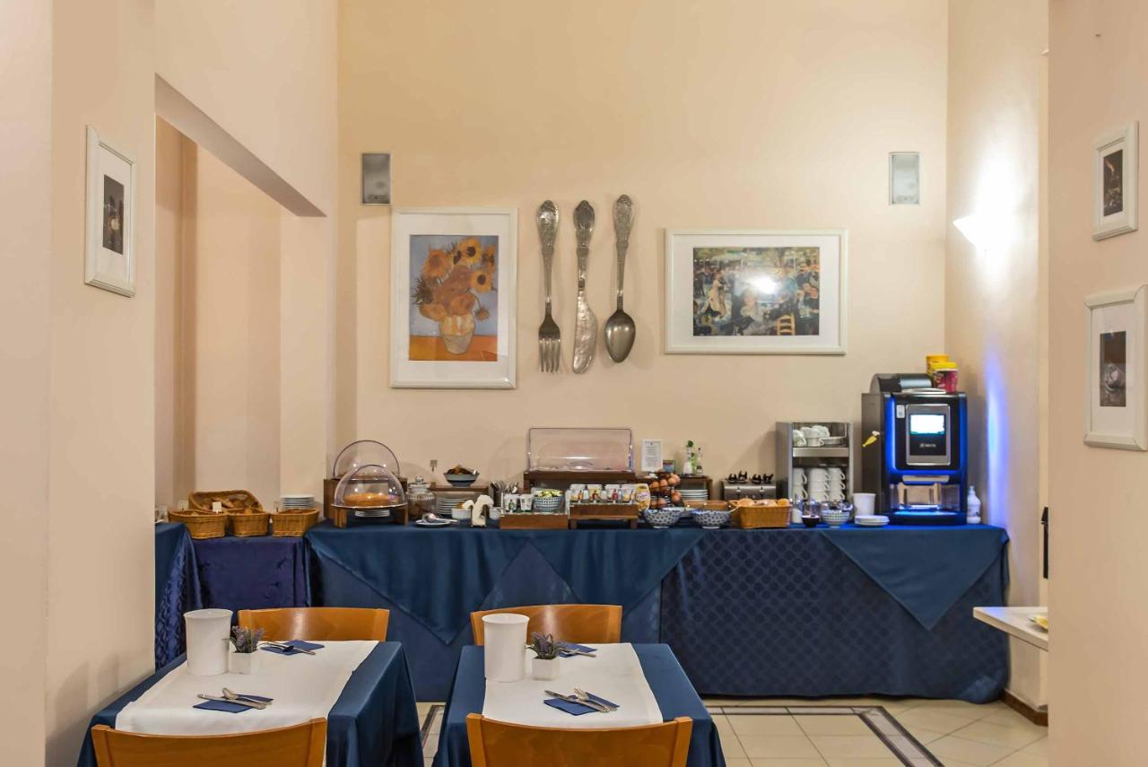Bonifacio Hotell 3*